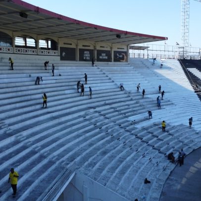 Torcida do Vasco se une para revitalizar arquibancadas de São Januário