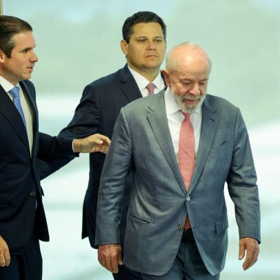 Lula assume controle da situação e petistas celebram novas diretrizes econômicas