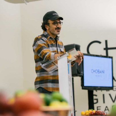 Camelô transforma vida com empréstimo de US$ 700 mil e se destaca no setor alimentício
