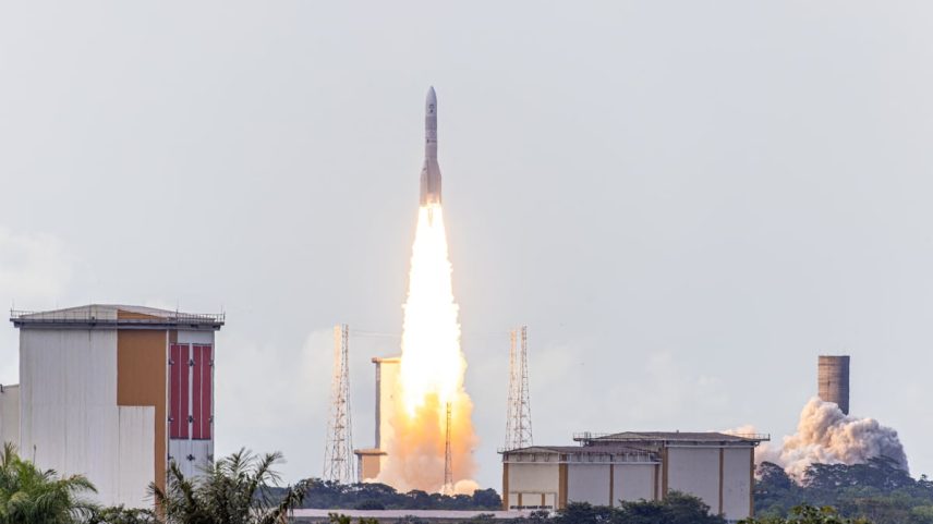 Despegue do ‘Ariane 6’ no dia 9 de junho, na Guiana Francesa. (Foto: JODY AMIET / AFP / GETTY IMAGES)