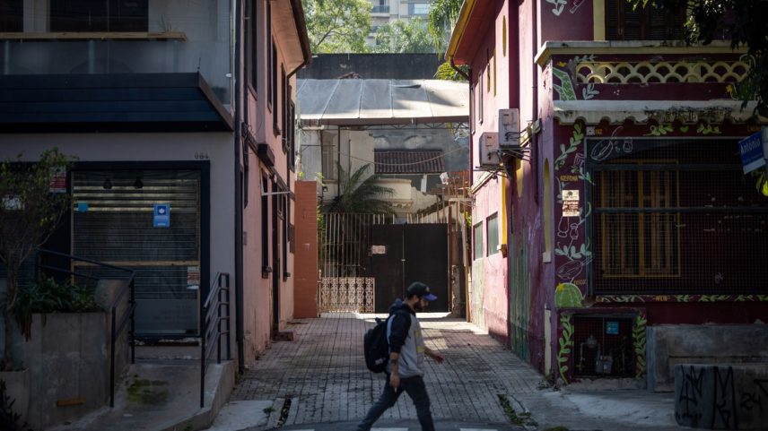 Vila que prefeitura quer vender nos Jardins: R$ 16 milhões (Foto: Maria Isabel Oliveira / O Globo)