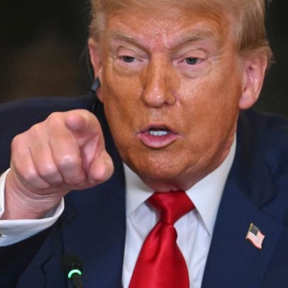Trump desafia princípios do liberalismo ao adotar táticas de Rússia e China