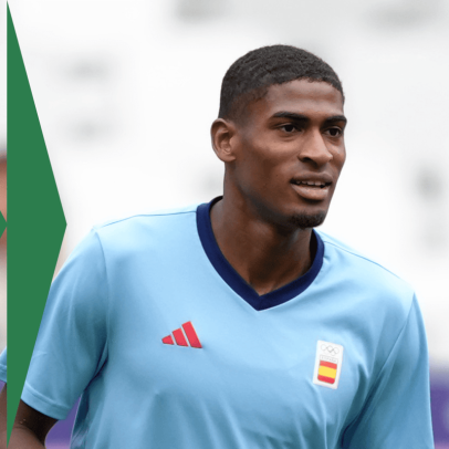 Cristhian Mosquera é anunciado como novo reforço do Arsenal para a temporada