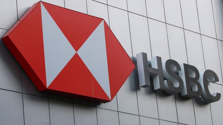 Uma visão do logo do banco HSBC em uma parede do lado de fora de uma agência na Cidade do México, México, em 14 de junho de 2024. (Foto: Henry Romero | Reuters)