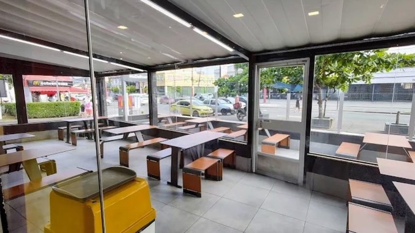 Loja do McDonald's na Avenida Intendente Magalhães, em Vila Valqueire (Foto: Reprodução)