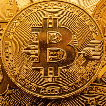 Deutsche Bank afirma que Bitcoin entra em fase menos volátil e mais sustentável