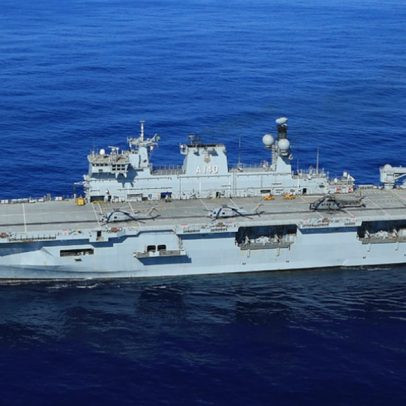 Maior navio de guerra da América Latina recebe torneio de games no Rio de Janeiro