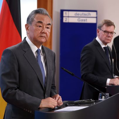 China afirma que não aceita derrota da Rússia na guerra contra a Ucrânia