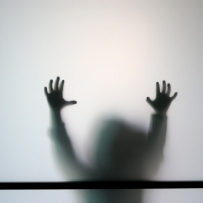 Homem é detido no DF por abusar sexualmente de netas de 5 e 10 anos
