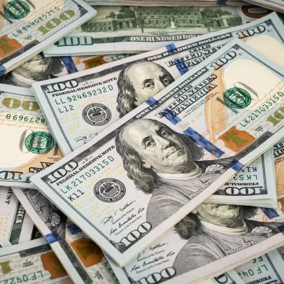 Dólar cai para R$ 5,52 após acordo entre EUA e Japão e fatores externos