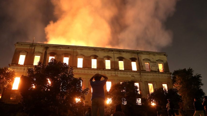 Fogo que atingiu o Museu Nacional em setembro de 2018 consumiu a maior parte do acervo, que tinha 12 mil itens (Foto: REUTERS/Ricardo Moraes)
