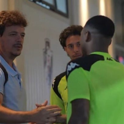 Vasco conta com reforços caseiros de David, Estrella e Leandrinho para o semestre