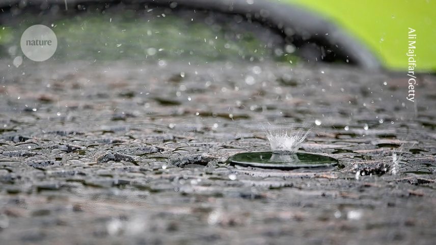 A água da chuva contém níveis crescentes de um produto químico feito pelo homem chamado ácido trifluoroacético (TFA). (Foto: Ali Majdfar/Getty)