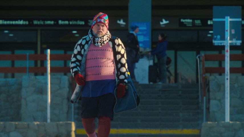 Leandro Hassum vive pai ciumento em 'Família, Pero No Mucho', nova comédia da Netflix (Foto: Netflix/Divulgação)