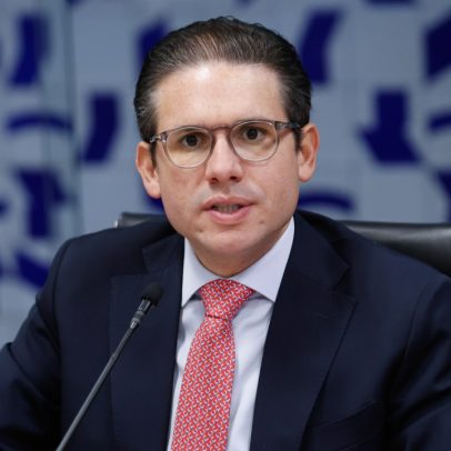 Câmara define participação de partidos na CPMI do INSS em meio a crise com governo