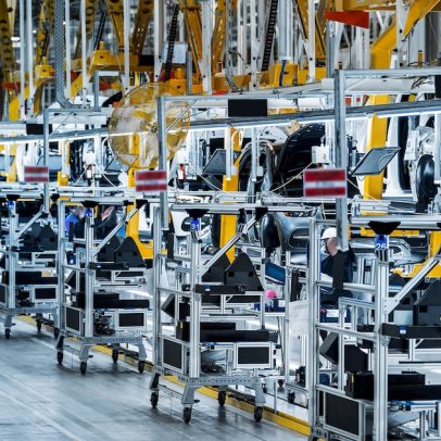 Empresas como Mercedes e LVMH dificultam combate da UE às tarifas de Trump