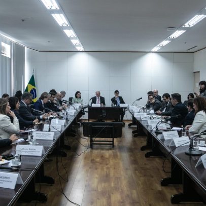 Governo Lula prioriza bens perecíveis e pequenas empresas em pacote de socorro