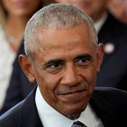 Democratas devem adotar postura firme contra Trump, afirma Obama em discurso
