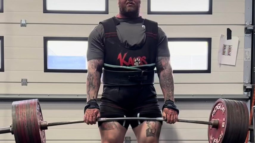 Hafthór Björnsson é recordista de levantamento terra ou deadlift, tendo alcançado 501 kg. (Foto: Reprodução/Instagram)
