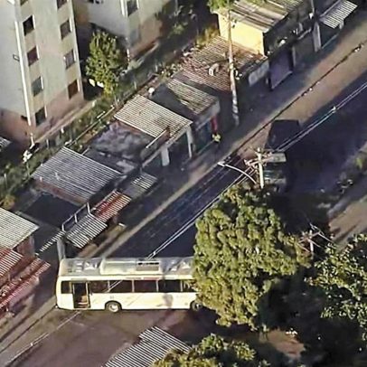 Polícia Militar apreende armamento pesado em operações em quatro comunidades