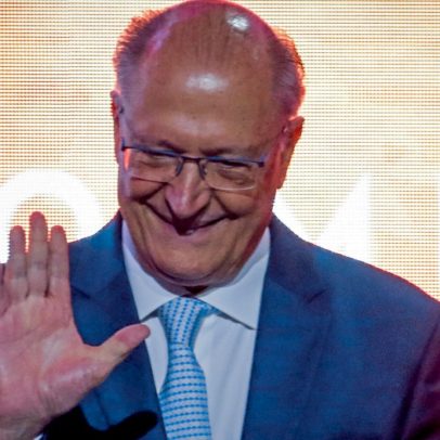 Geraldo Alckmin oferece conselhos a personagem icônica de ‘Vale Tudo’