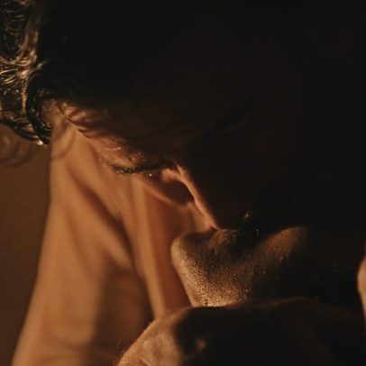 Guerreiros do Sol abordam a relação homoafetiva no contexto do cangaço