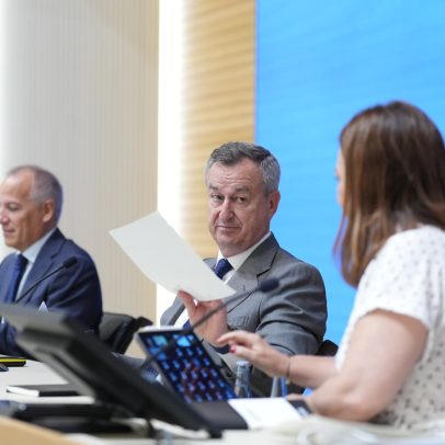 Banco Sabadell busca engajar acionistas com plano estratégico em agosto