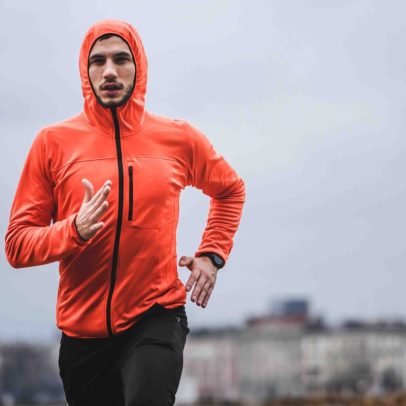Exercício físico: saiba quando é seguro treinar gripado e quando descansar
