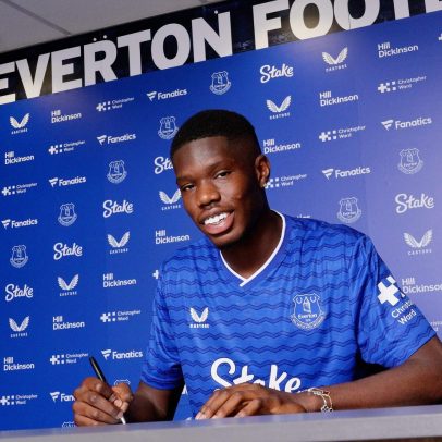 Everton anuncia Thierno Barry como novo reforço para a temporada 2023
