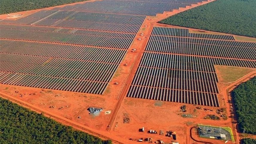 Usina solar fotovoltaica Advogado Eduardo Soares, da Cemig, na zona rural de Montes Claros (Foto: Divulgação)
