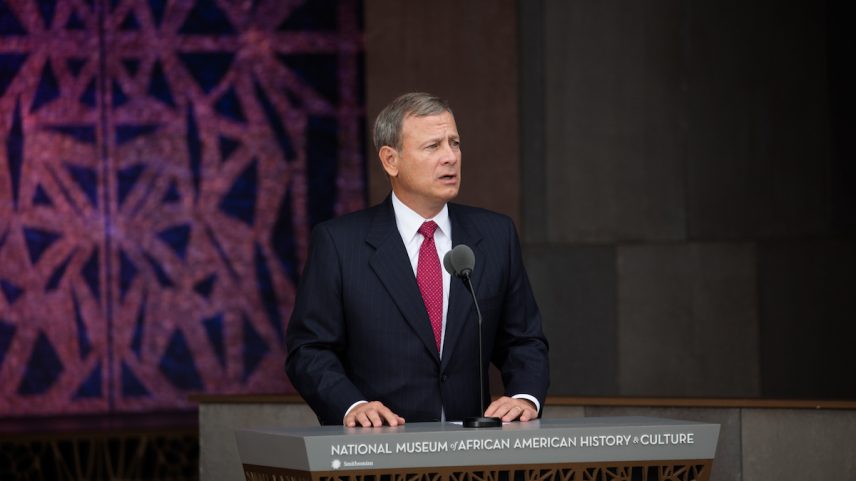 John Roberts na abertura do Museu Nacional de História e Cultura Afro-Americana, administrado pelo Smithsonian, em 2016. (Foto: David Hume Kennerly via Bank of America/Getty Images)