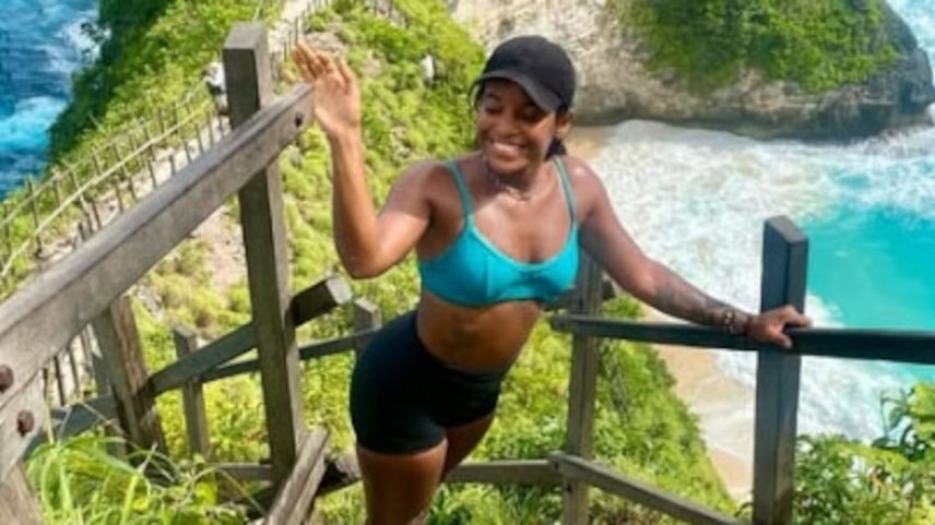 Juliana Marins, a brasileira de 26 anos que no sábado (21) caiu em um penhasco na trilha do Monte Rinjani, na Indonésia (Foto: @julianamarins via Instagram)
