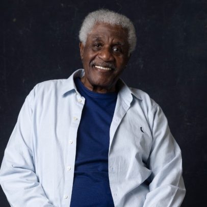 Tony Tornado retorna às telas do Brasil aos 95 anos em grande estilo