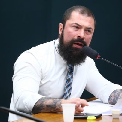 Deputados do PL promovem votação de moção de apoio a Bolsonaro na Câmara