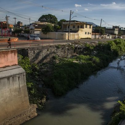 Saneamento avança, mas ainda apresenta problemas graves em diversas regiões