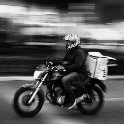 Reduzir acidentes fatais de motocicletas nas estradas brasileiras
