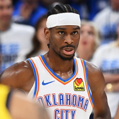 Shai Gilgeous-Alexander é o atleta da capa do NBA 2K26