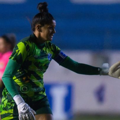 Taubaté surpreende Santos com gol inusitado e vitória no Paulistão Feminino