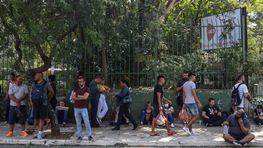 Participantes da primeira edição do CNU no dia de aplicação das provas na Faculdade São Judas Tadeu, unidade Mooca, na capital paulista (Foto: Felipe Iruatã - 18.ago.2024/Folhapress)