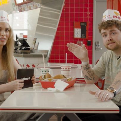 Alex Warren compõe canção ideal para duetos com Billie Eilish, mas duvida da colaboração