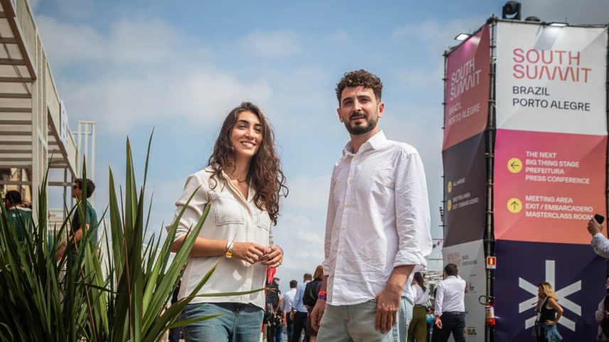 Daniele de Mari e Cristhian Cagliari Carniel, da Neurogram: “É como se todo mundo ainda guardasse exame de sangue em caixa de papelão, e a gente tivesse criado o primeiro tubo de ensaio” (Foto: Leandro Fonseca /Exame)