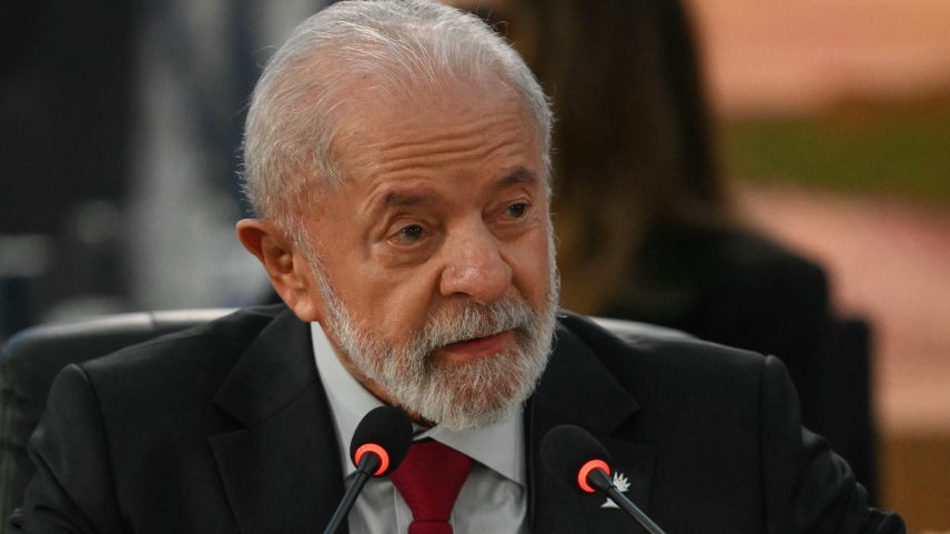 Brasil e China assinam novos acordos bilaterais para ampliar a cooperação em diversas áreas estratégicas (Foto: Mauro PIMENTEL / AFP)