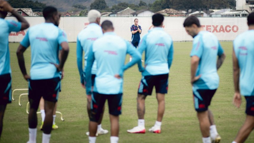 Filipe Luís prepara Flamengo antes de retorno do Brasileirão (Foto: Adriano Fontes/Flamengo)