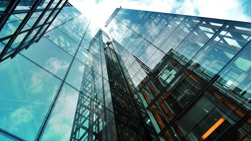 Participação dos setores na composição dos REITs em 2010 e 2024. (Foto: Nareits)