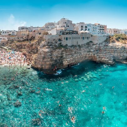 Apúlia oferece luxo, gastronomia e praias tranquilas em comparação à Sicília