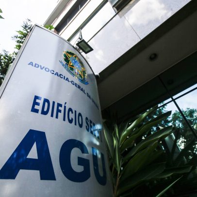 AGU suspende contratações e proíbe uso da classe executiva para economizar