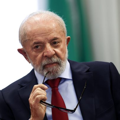 Lula critica a austeridade e defende alternativas em meio à crise do IOF