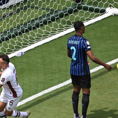 Futebol se torna símbolo de igualdade democrática em um mundo desigual