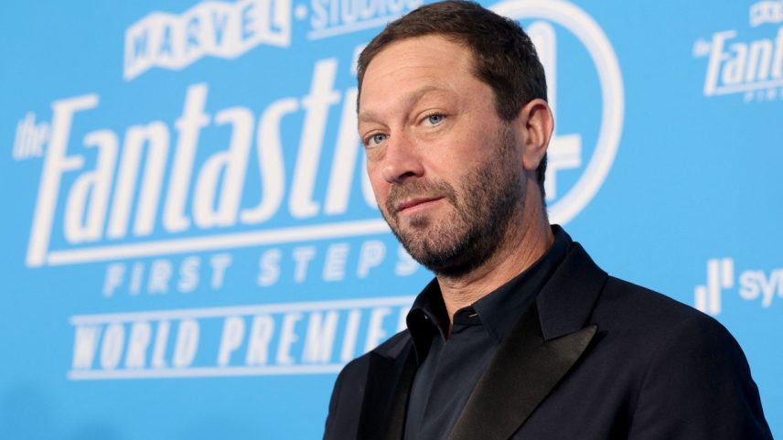 O ator Ebon Moss-Bachrach em tapete vermelho de 'O Quarteto Fantástico', filme no qual interpreta o super-herói 'O Coisa' (Foto: PHILLIP FARAONE / Getty Images via AFP)