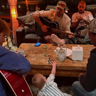 Justin Bieber publica fotos adoráveis do filho Jack e encanta internautas